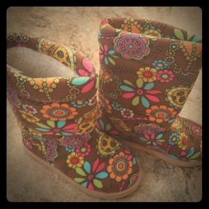 Beeposh boots EUC smoke free